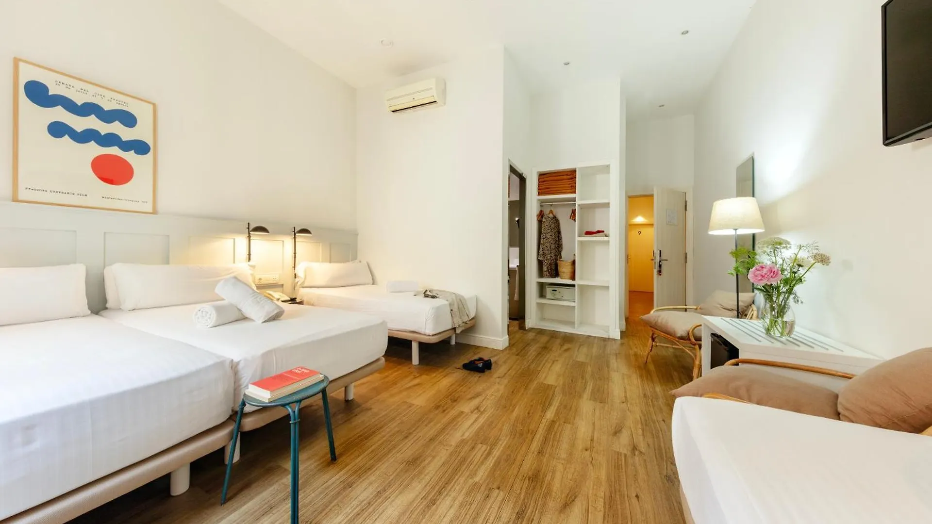 Hotel Som Nit Born Barcelona 3*,  Spanien