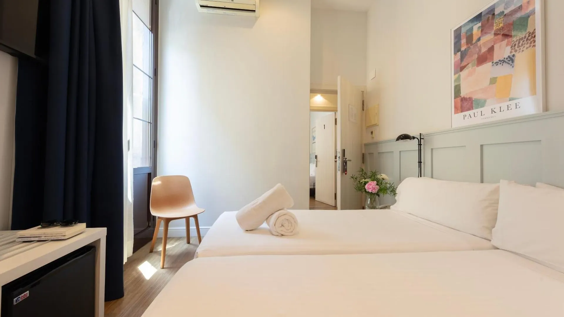 Hotel Som Nit Born Barcelona 3*,  Spanien