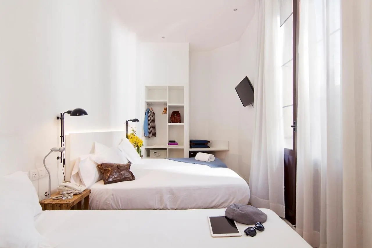 Gasthof Hotel Som Nit Born Barcelona