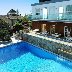 https://hotel-complejo-los-rosales.1costadelsol.com