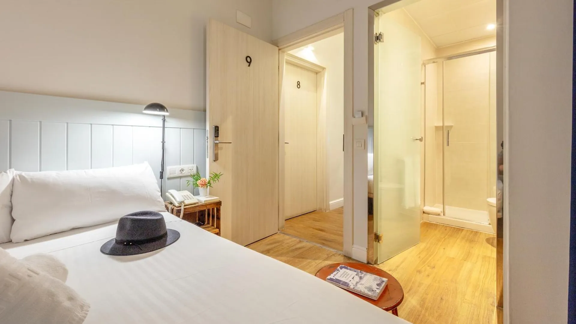 *** Guest house Som Nit Born Hotel Barcelona Spain