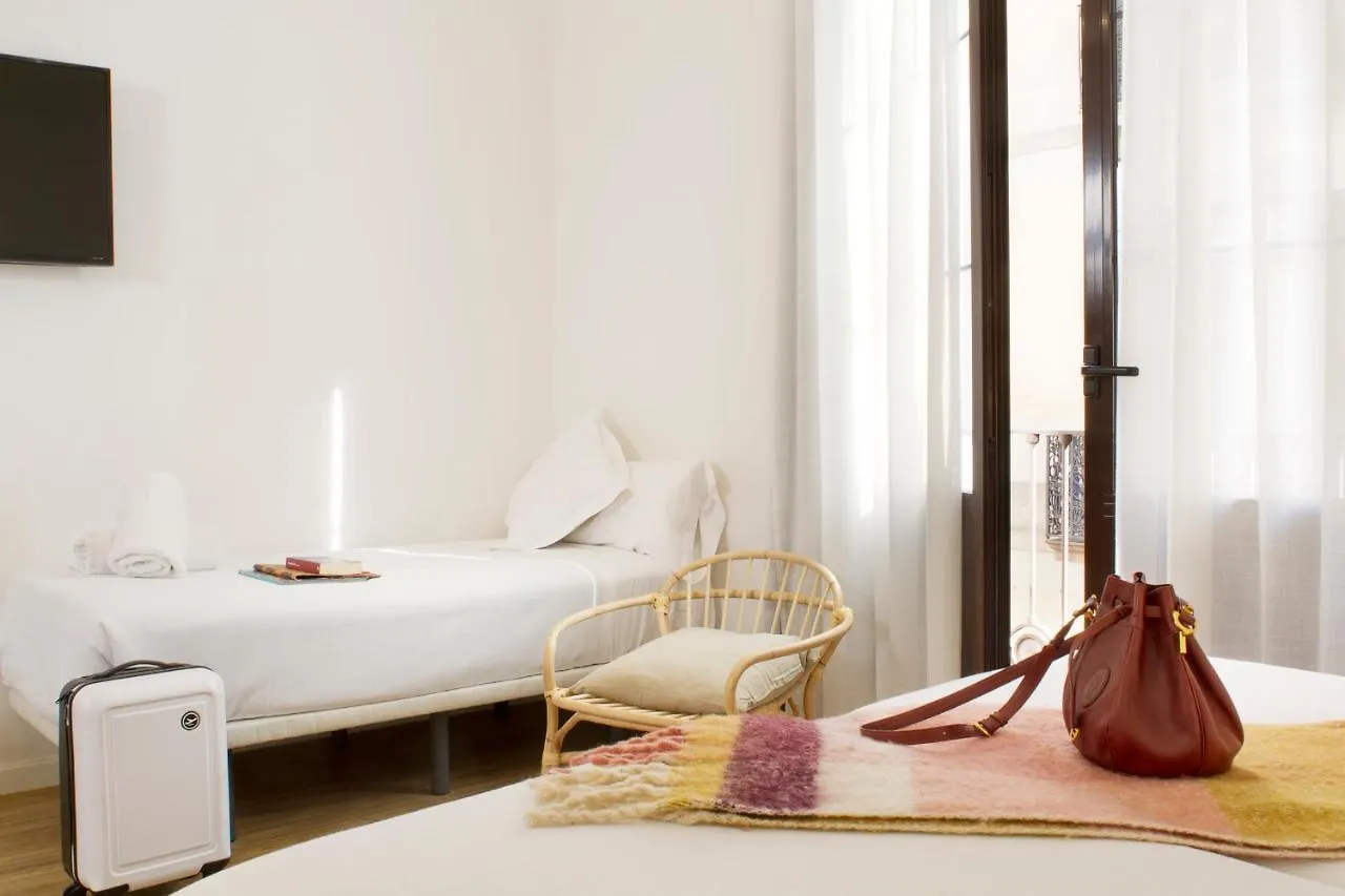 Som Nit Born Hotel Barcelona Guest house
