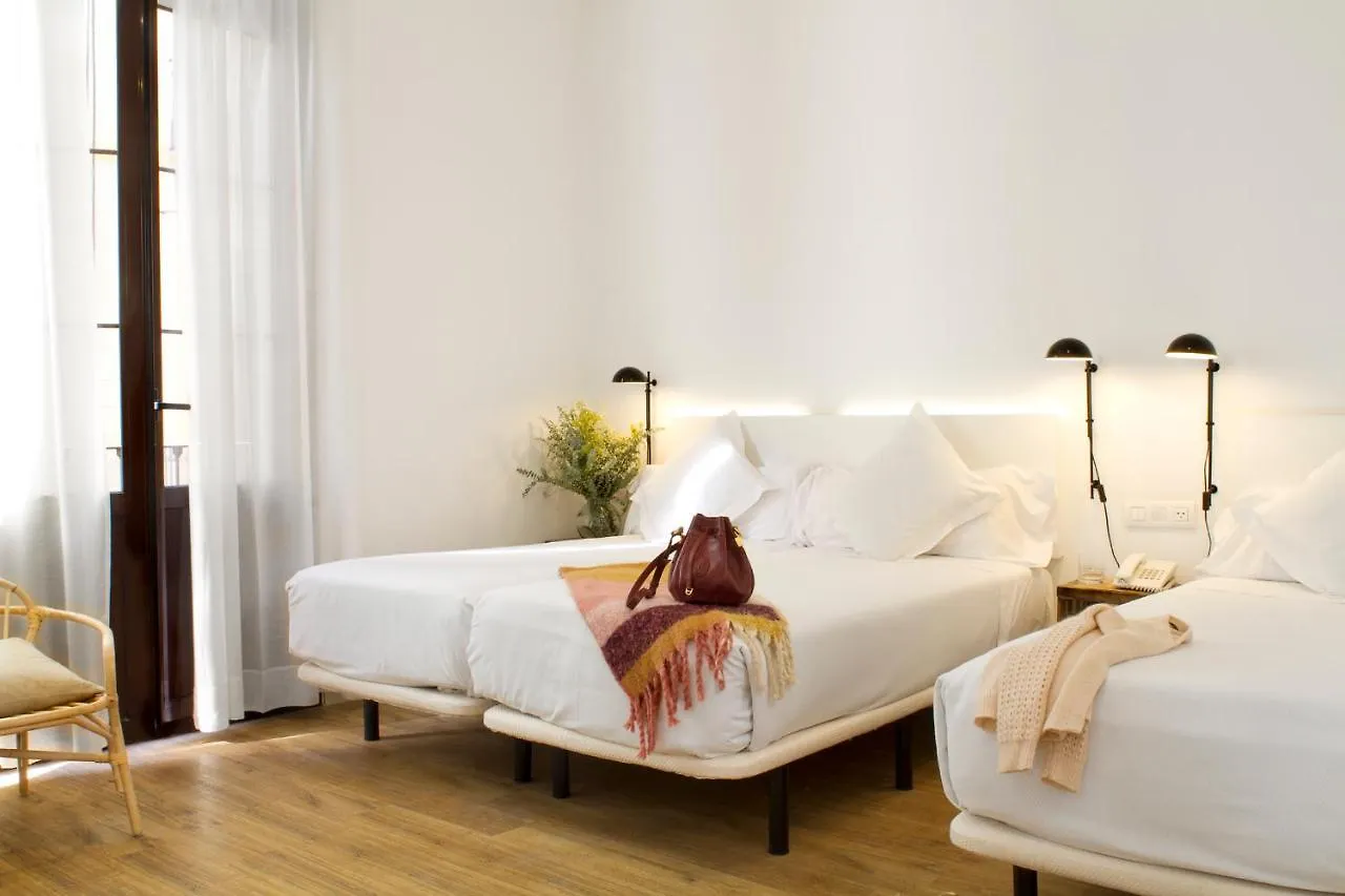 Som Nit Born Hotel Barcelona 3*,